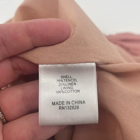 Privacy Please Off Shoulder Dress in Pink S A21 - Picture 4 of 8